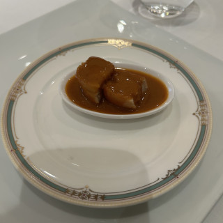 パンと伊勢海老のソースがマッチしていて美味しかったです。
