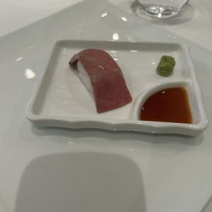 肉寿司。その場で炙ってくれました。|749109さんのホテルフランクスの写真(2443510)