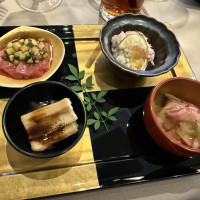 前菜は少量ずつ色々頂けて嬉しかった。