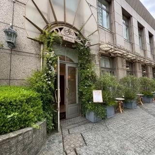 ヨーロッパ風のオシャレな外観でした。