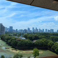 披露宴会場から皇居を見渡したときの風景です
