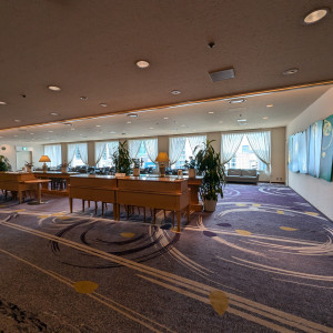 ロビー。ここで受付等をするそうです|749543さんのKKRホテル東京の写真(2445710)