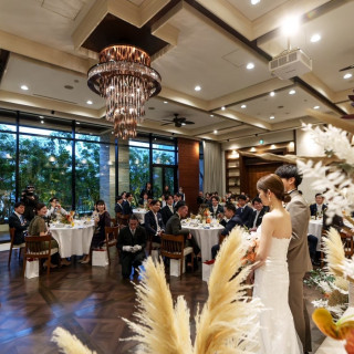 披露宴会場雰囲気