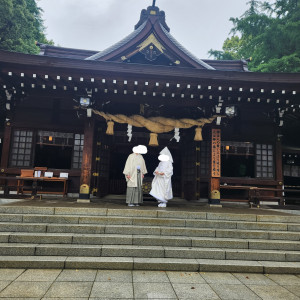 松屋本館さまの近くにある、出水神社にて神前式|749601さんの旅亭 松屋本館Suizenji（旅亭 松屋本館すいぜんじ）の写真(2446110)