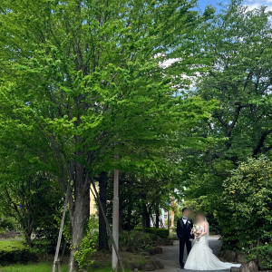 挙式前、緑道で撮っていただいた写真|749616さんのザ マークグランドホテル（THE MARK GRAND HOTEL）の写真(2446574)