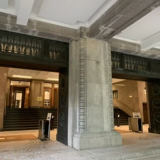 建物入り口