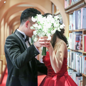 おしゃれ洋書を背景に|749680さんのST.MARGARET WEDDING（セント・マーガレット ウエディング）の写真(2452680)