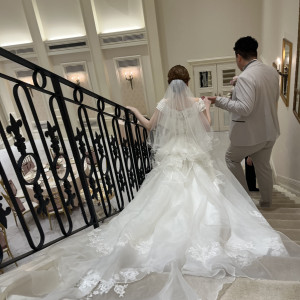 披露宴会場の会場から入場するリハーサル時の写真です。|749694さんのアーセンティア迎賓館（浜松）/テイクアンドギヴ・ニーズウェディングの写真(2446851)