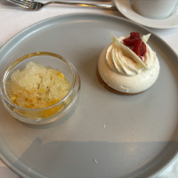 チーズケーキにゼリー