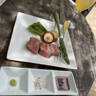 お肉