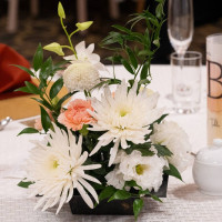 ゲストテーブルの装花