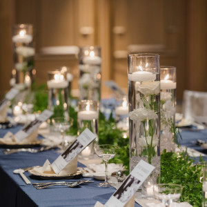 キャンドル多めの長卓にしました|749838さんのノートルダム横浜みなとみらい/FIVESTAR WEDDINGの写真(2447651)