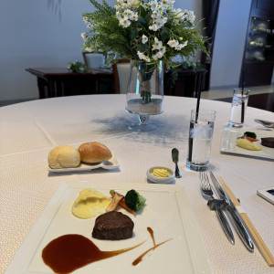 試食の料理。神戸の有名なパン屋さんのパンを提供されています。|749937さんのTHE SEASONS LANDMARK KOBE KITANO　ザシーズンズランドマーク神戸北野の写真(2492042)
