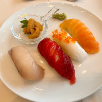 お寿司ビュッフェ