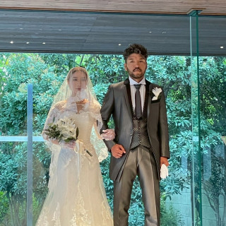 新郎新婦の後ろがグリーンだと映えます！