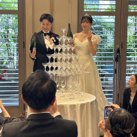 ケーキ入刀の代わりに
シャンパンタワー