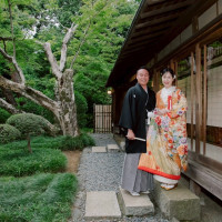 桃林荘の縁側にて