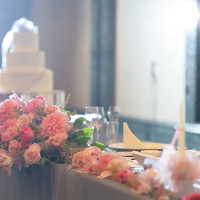 新郎側にはお花の塊をおいていただきました