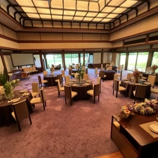 会場内はクラシカルな雰囲気です