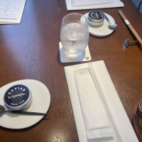 キャビアの入れ物が可愛らしいです