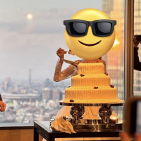 ウェディングケーキ