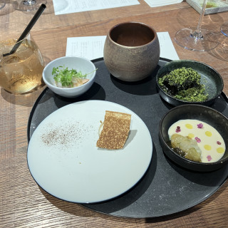 前菜、全部工夫されていて美味しかったです。