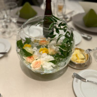 水にお花と草を浮かべてもらいました