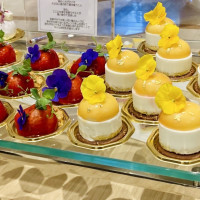 デザートビュッフェ　コンクール受賞ケーキも！