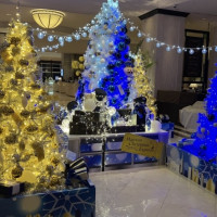 マリオットのロビーのクリスマスの雰囲気も楽しめました。