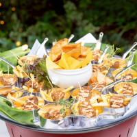 ウェルカムパーティーの際に串カツを追加しました。