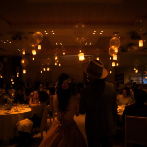 ランタン演出は最高の思い出になりました。|750636さんのTHE SURF OCEAN TERRACE（ザ・サーフ オーシャンテラス）の写真(2452723)
