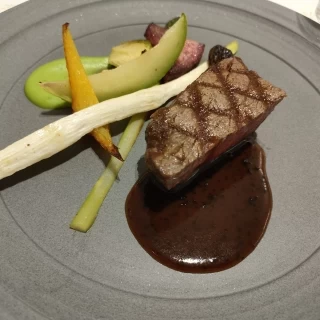 お肉料理
