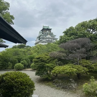 控え室からも大阪城が綺麗に見えます