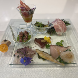 前菜の盛り合わせ
地元食材にこだわった一品