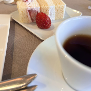 サンクスバイトのウエディングケーキ