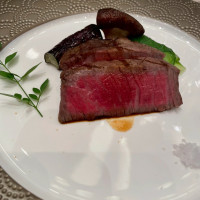 メインの肉料理