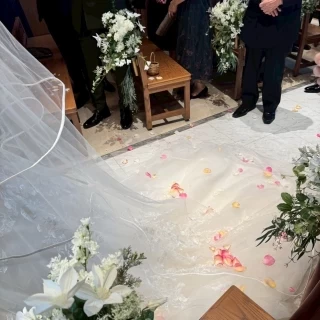 フラワーシャワー