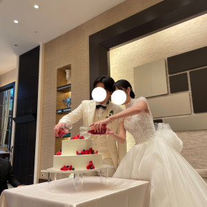 ケーキにシロップをかけて完成|750865さんのミュゼ 四ツ池の写真(2453455)