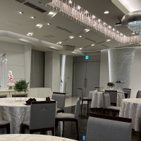 披露宴会場の天井照明