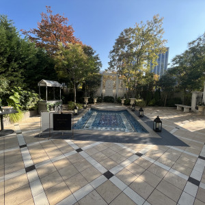 昼のニューヨーク邸の庭|750891さんのアートグレイス・ポートサイドヴィラの写真(2580081)