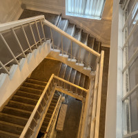 建物内の階段
