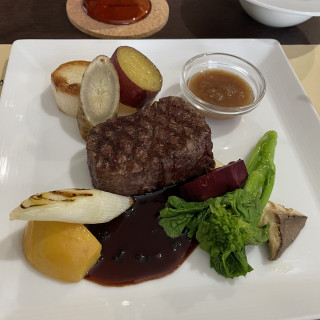 試食会で食べたお肉料理