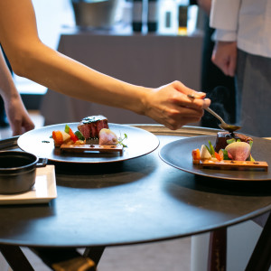 新郎がフランベ、新婦が盛り付けをして、母にプレゼント|751118さんのTHE GRAND GINZA（ザ グラン銀座）の写真(2454904)