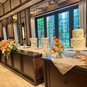 披露宴の新郎新婦の席の雰囲気|751144さんのSt. ヴァレンタイン福山/FIVESTAR WEDDINGの写真(2455135)