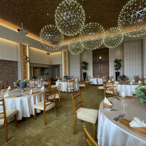 照明なども各部屋で異なる|751194さんのノートルダム横浜みなとみらい/FIVESTAR WEDDINGの写真(2455643)