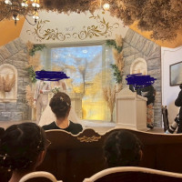 人前式。結婚証明書へ両親がサイン