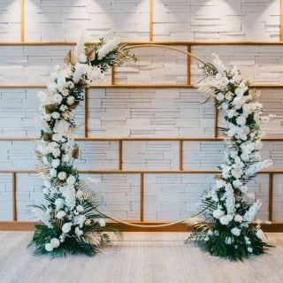 結婚式のアーチ