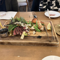 メイン系のステーキ、オマール海老