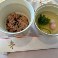 お赤飯とお吸い物