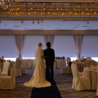 披露宴会場、カーテンオープン前
